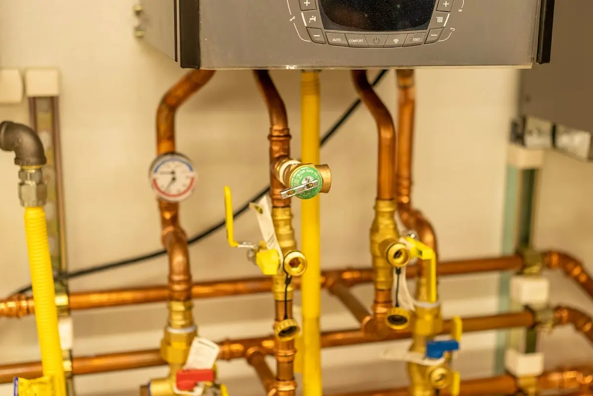 Licensed technician providing Slab Leak Repair for a homeowner in Sacaton